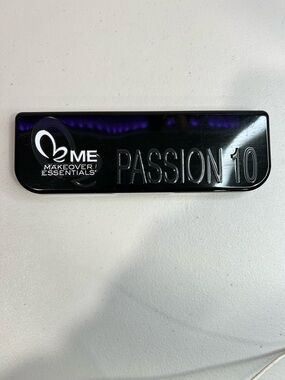 ME Makeover Essentials Black Passion 10 Women’s eyeshadow pallet